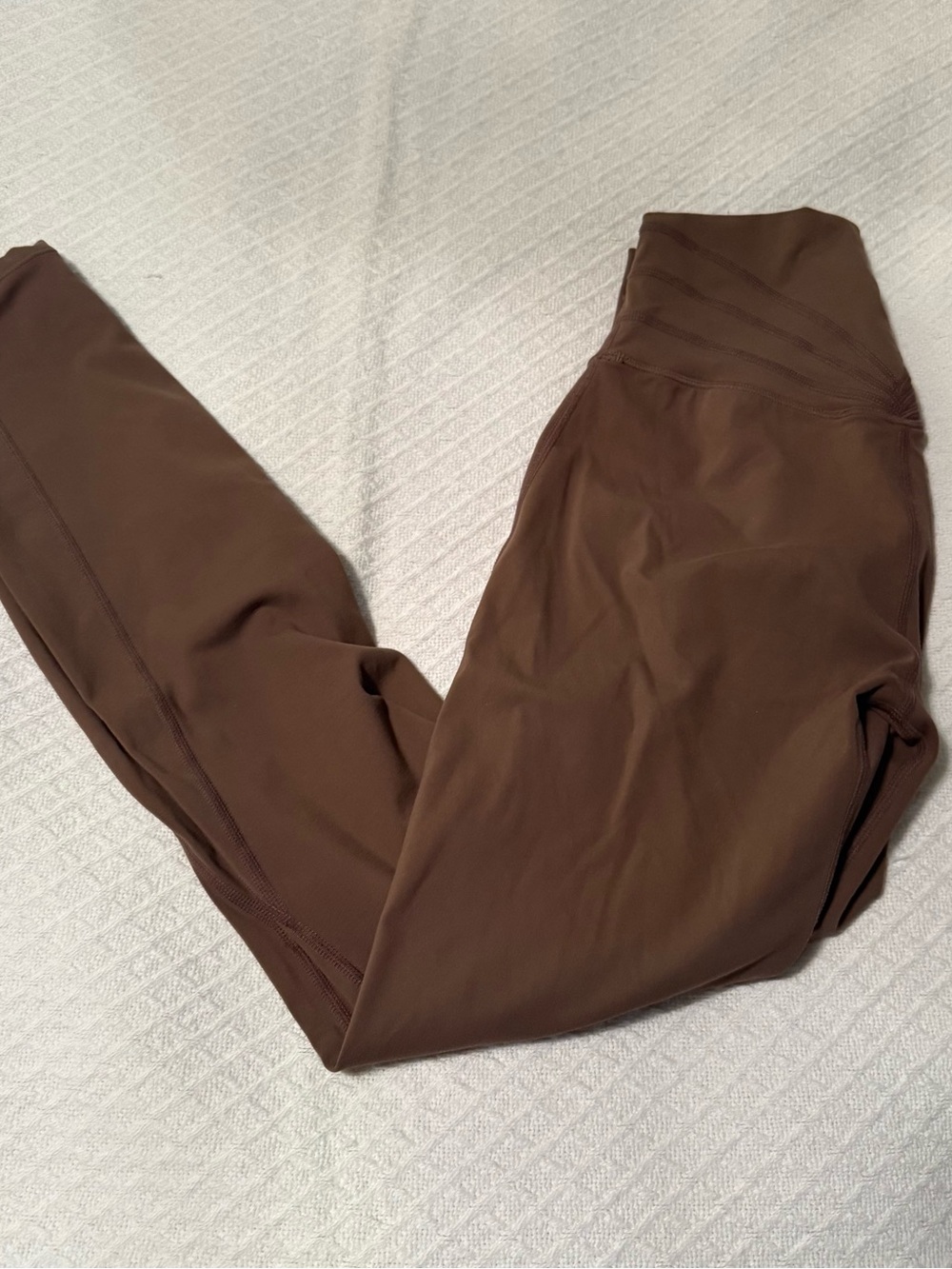 Amazon Essentials High-Waist tan/Brown Leggings